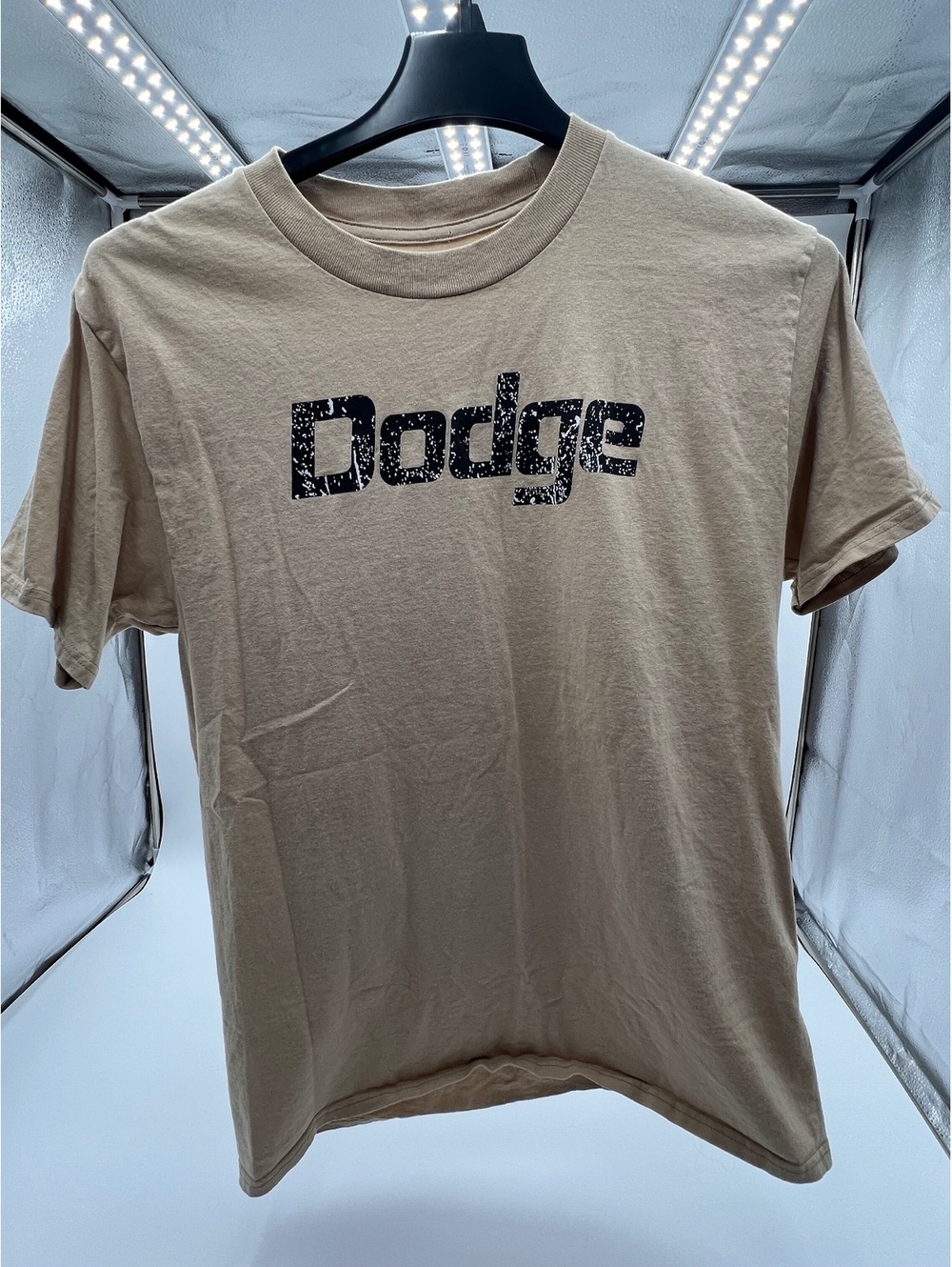 Dodge Challenger Men’s Medium Graphic T Shirt Muscle Car Tan Back Print